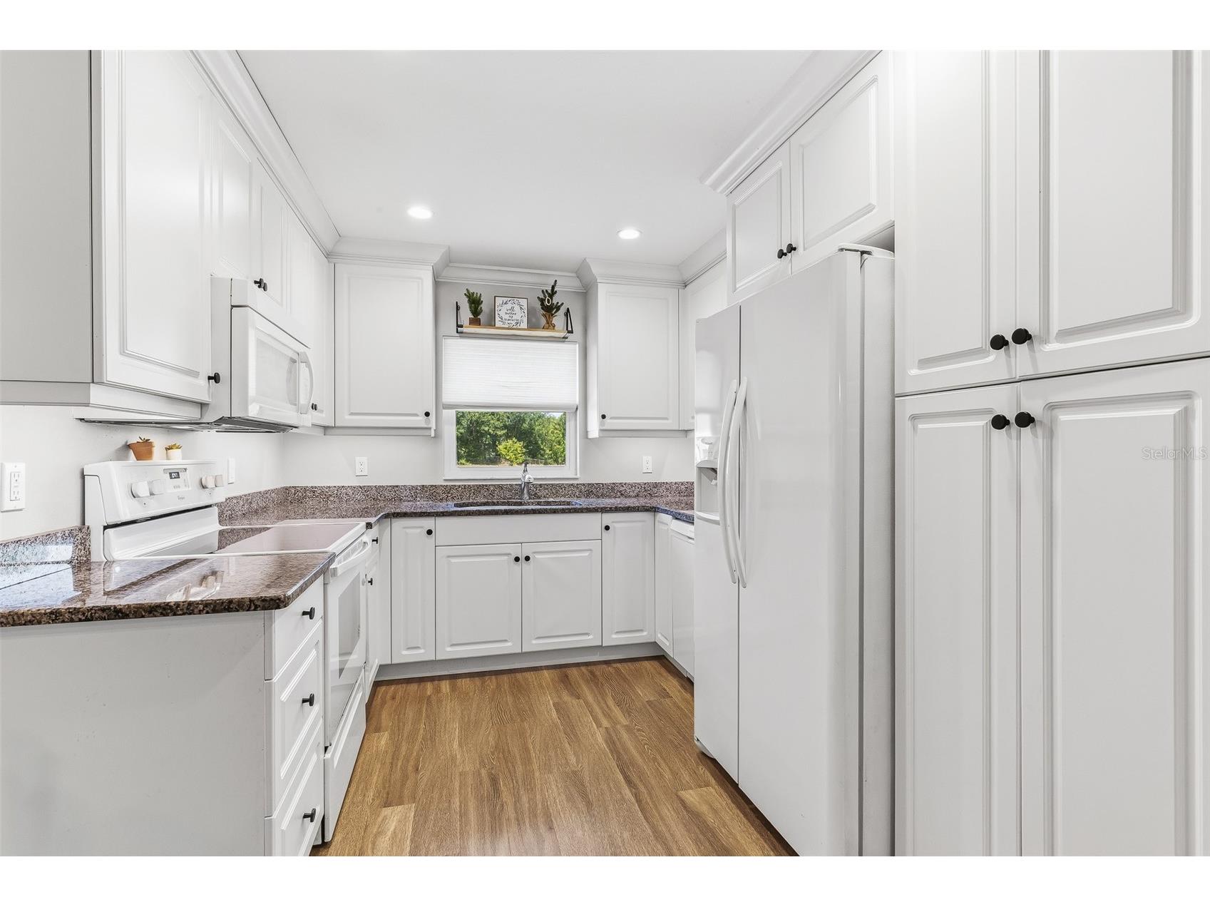7565 Castle Drive Sarasota FL 34240 A4697250 image39