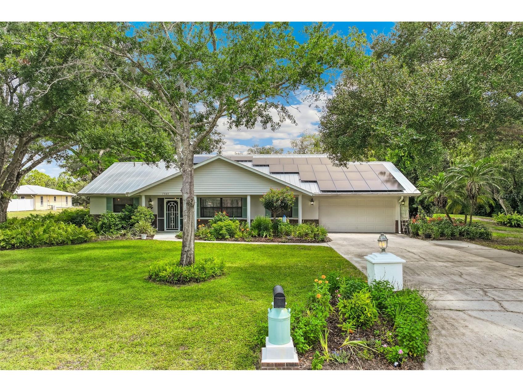 7565 Castle Drive Sarasota FL 34240 A4697250 image4