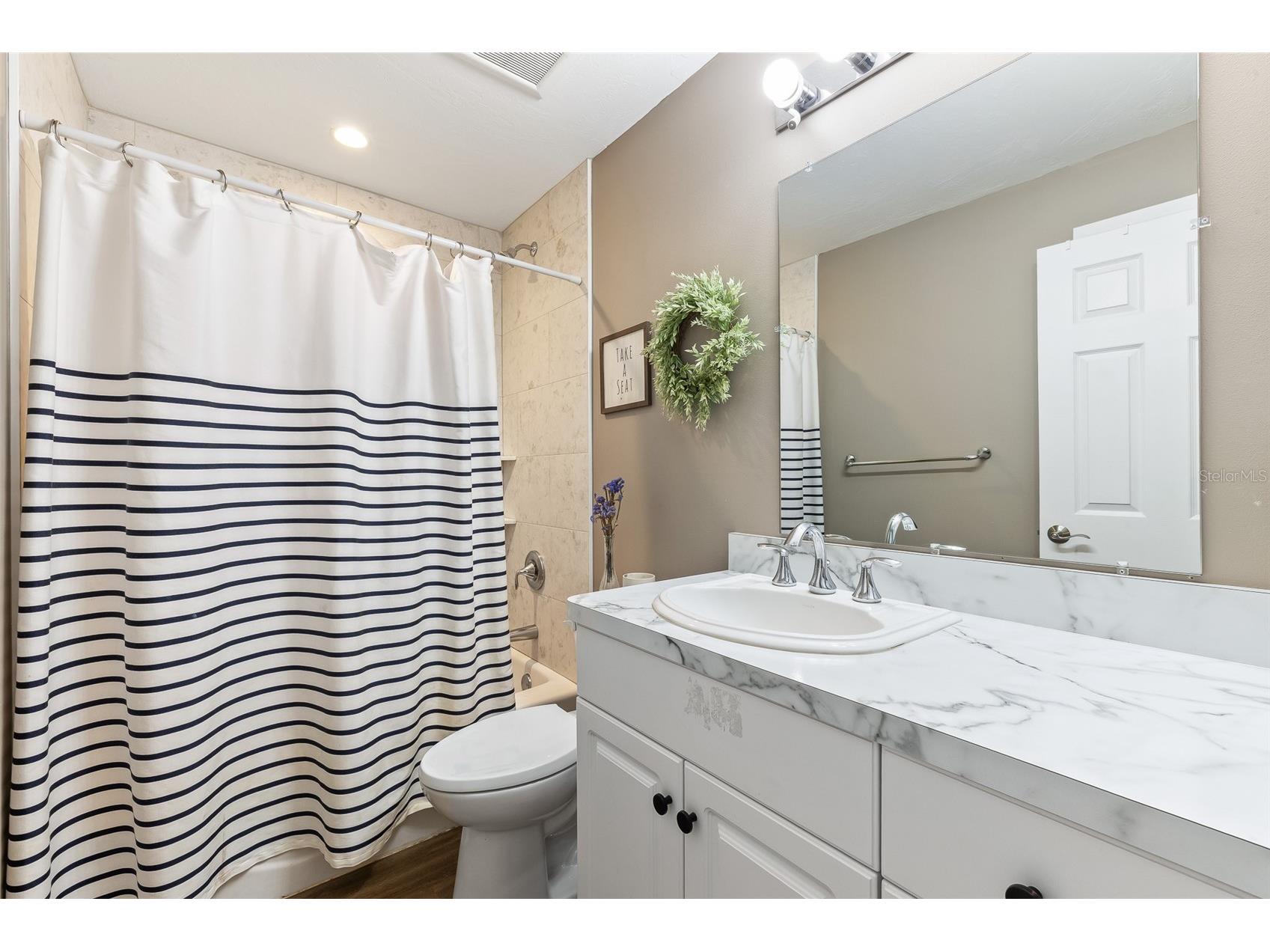 7565 Castle Drive Sarasota FL 34240 A4697250 image43