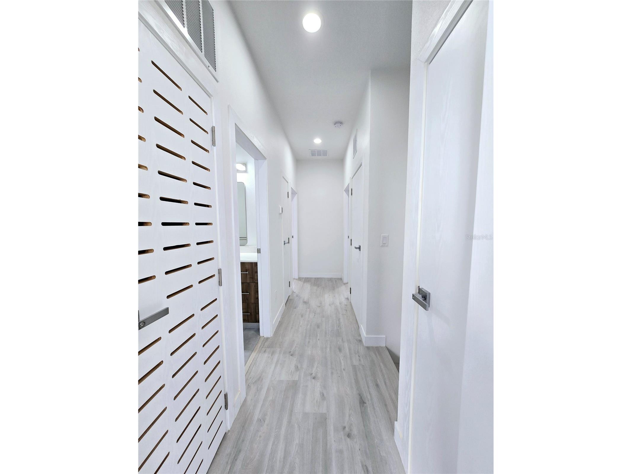 7565 Gesualdo Court Tampa FL 33614 TB8510362 image16