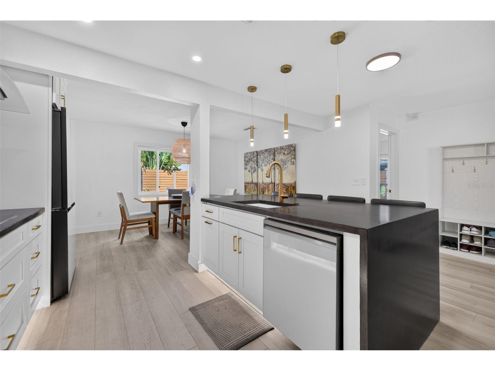 7566 20th Street N Saint Petersburg FL 33702 TB8527702 image14
