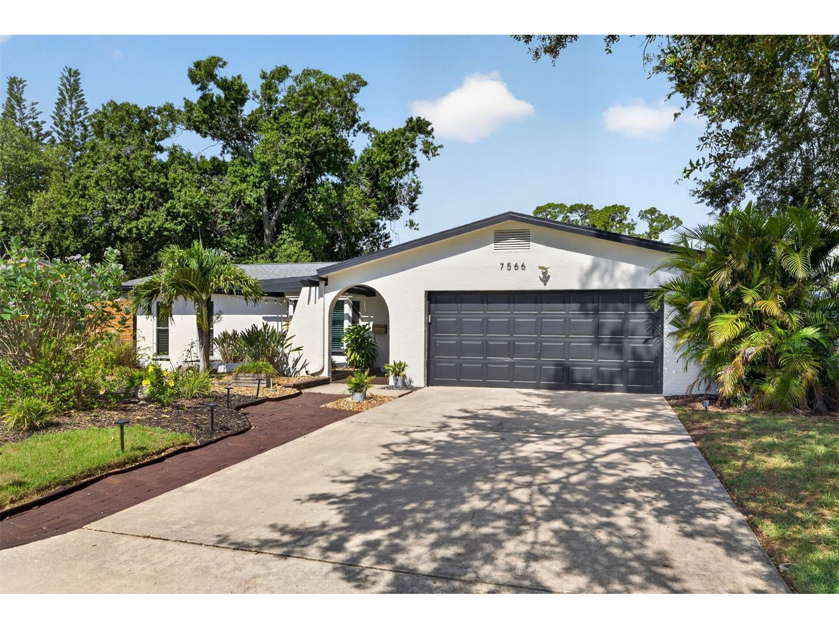 7566 20th Street N Saint Petersburg FL 33702 TB8527702 image2