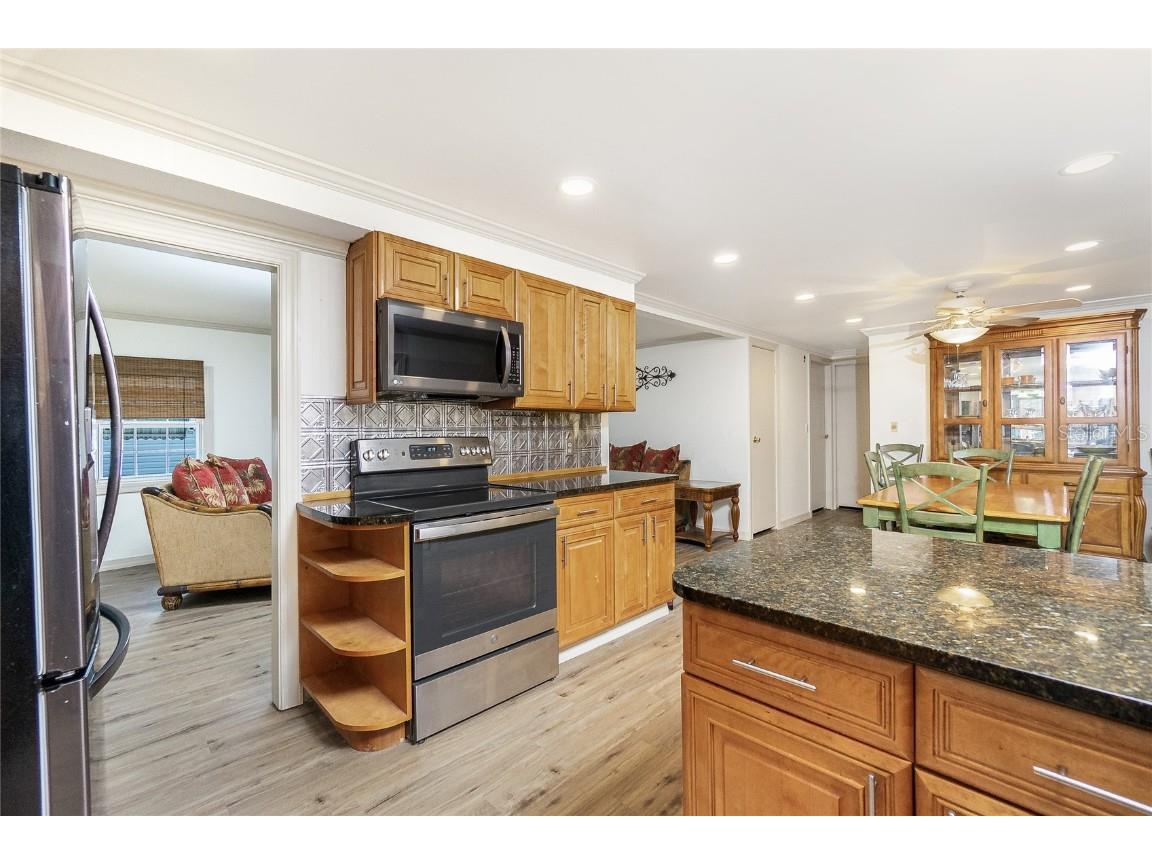 7566 Danvers Circle Port Charlotte FL 33981 - BUTTERFORD WATERWAY C7508401 image9