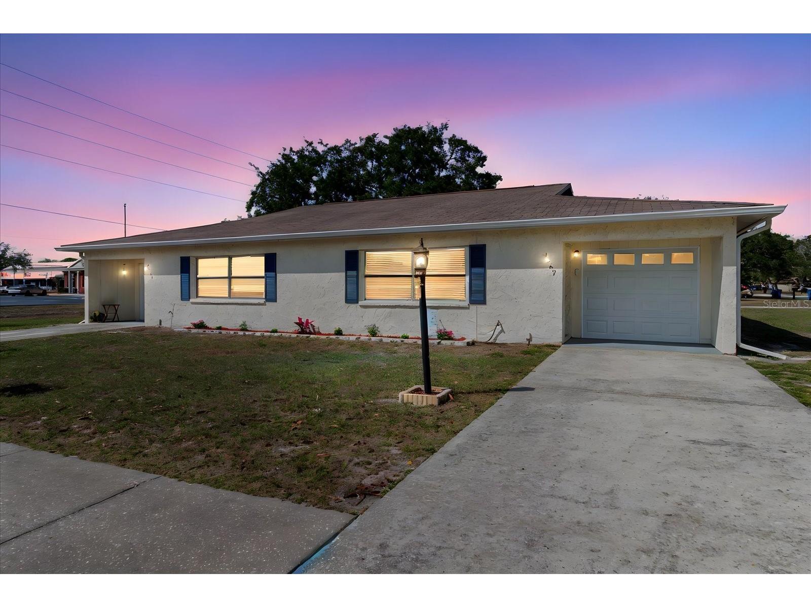 7567 Spring Hill Drive Spring Hill FL 34606 TB8481289 image1