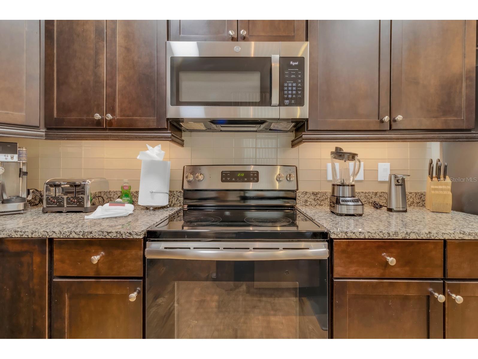 7568 Marker Avenue Kissimmee FL 34747 O6401792 image8