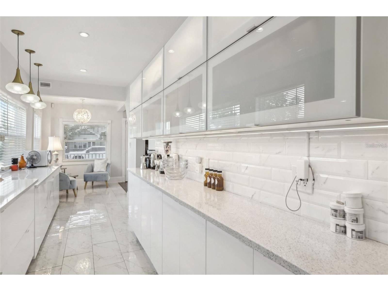 757 32nd Avenue N Saint Petersburg FL 33704 TB8506628 image18