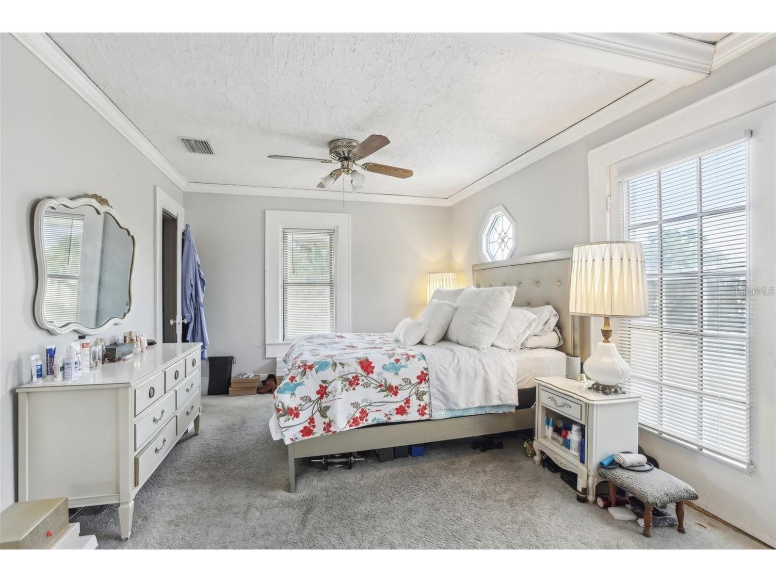 757 32nd Avenue N Saint Petersburg FL 33704 TB8506628 image23