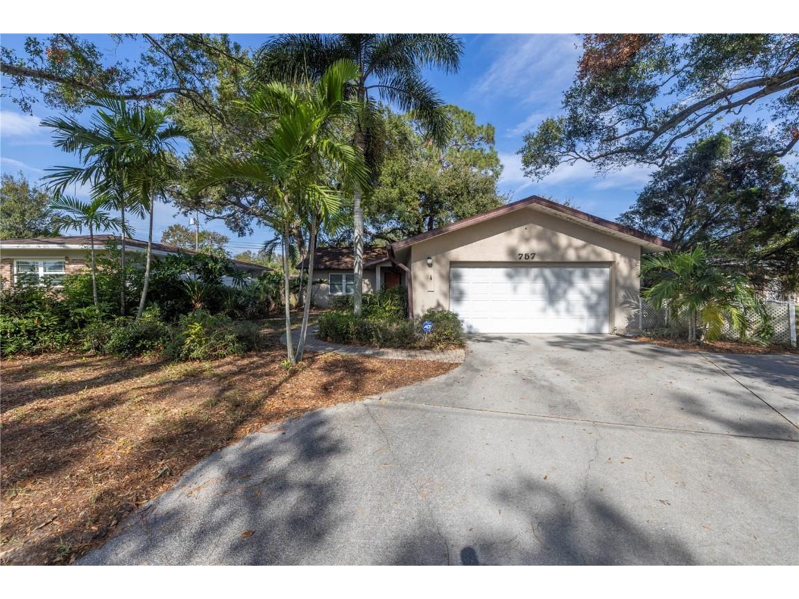 757 50th Avenue N Saint Petersburg FL 33703 TB8329142 image1