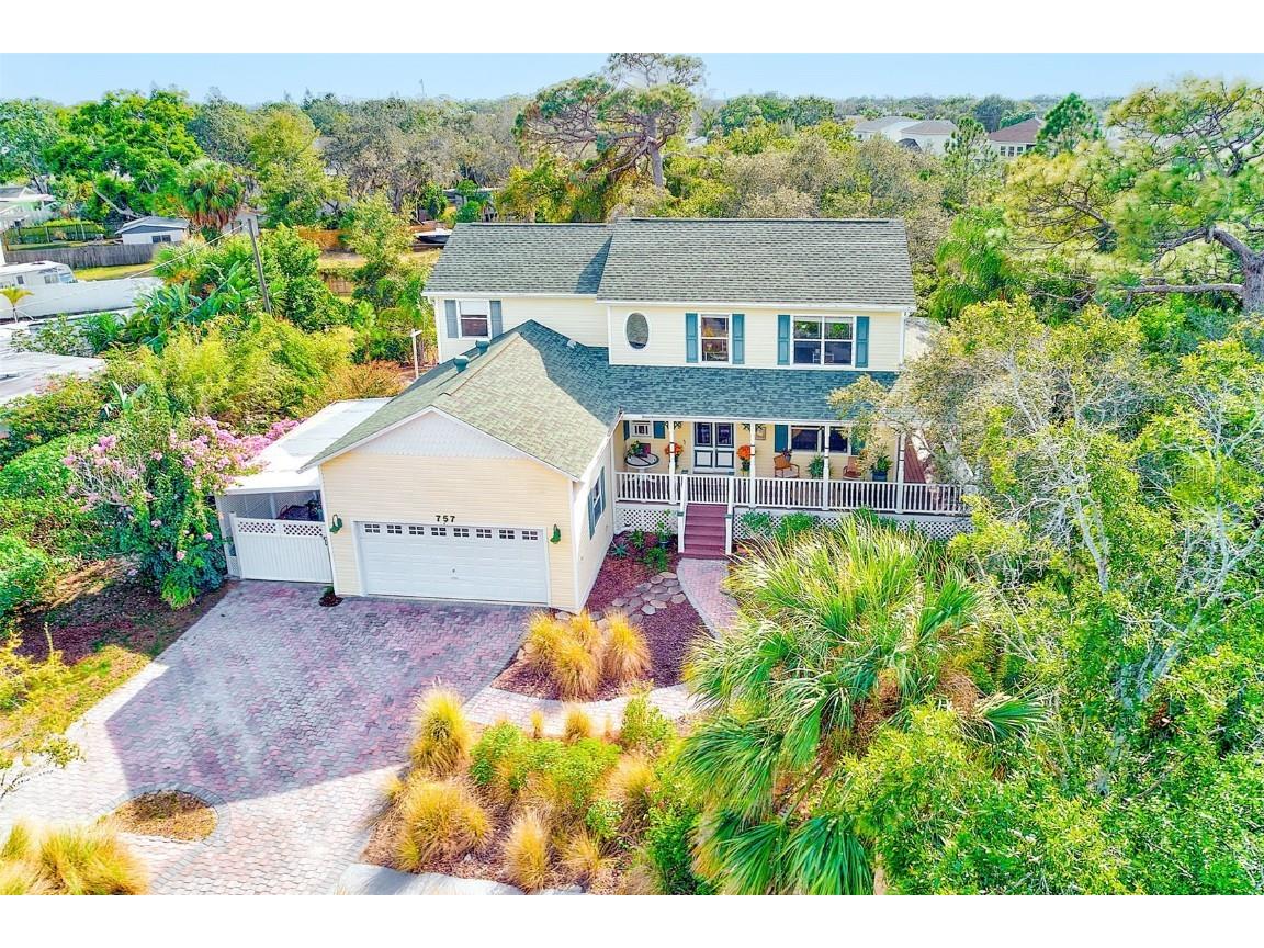 757 Bayshore Dr Tarpon Springs FL 34689 TB8447390 image1