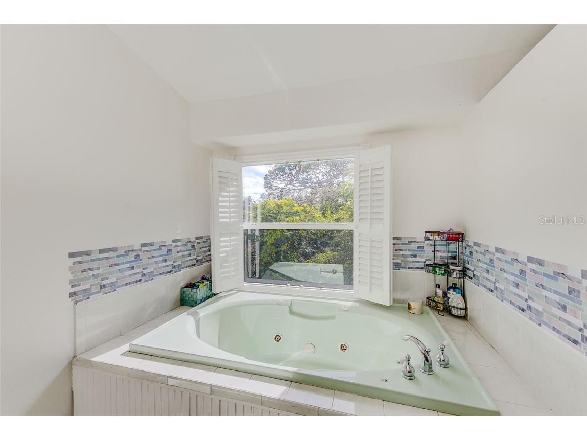 757 Bayshore Dr Tarpon Springs FL 34689 TB8447390 image29