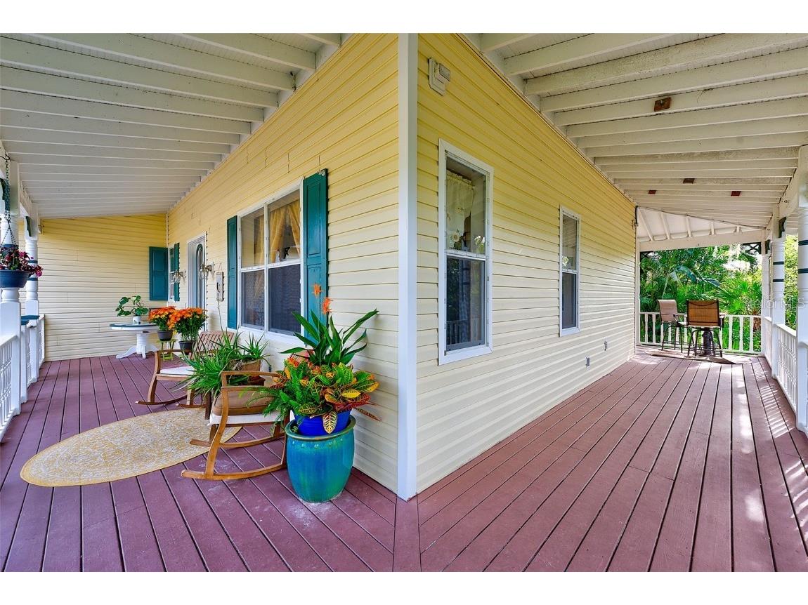 757 Bayshore Dr Tarpon Springs FL 34689 TB8447390 image4