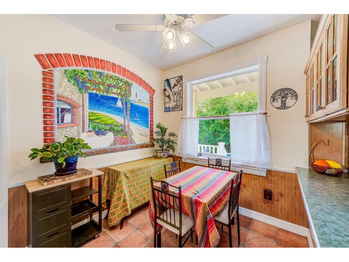 757 Bayshore Dr Tarpon Springs FL 34689 TB8447405 image19