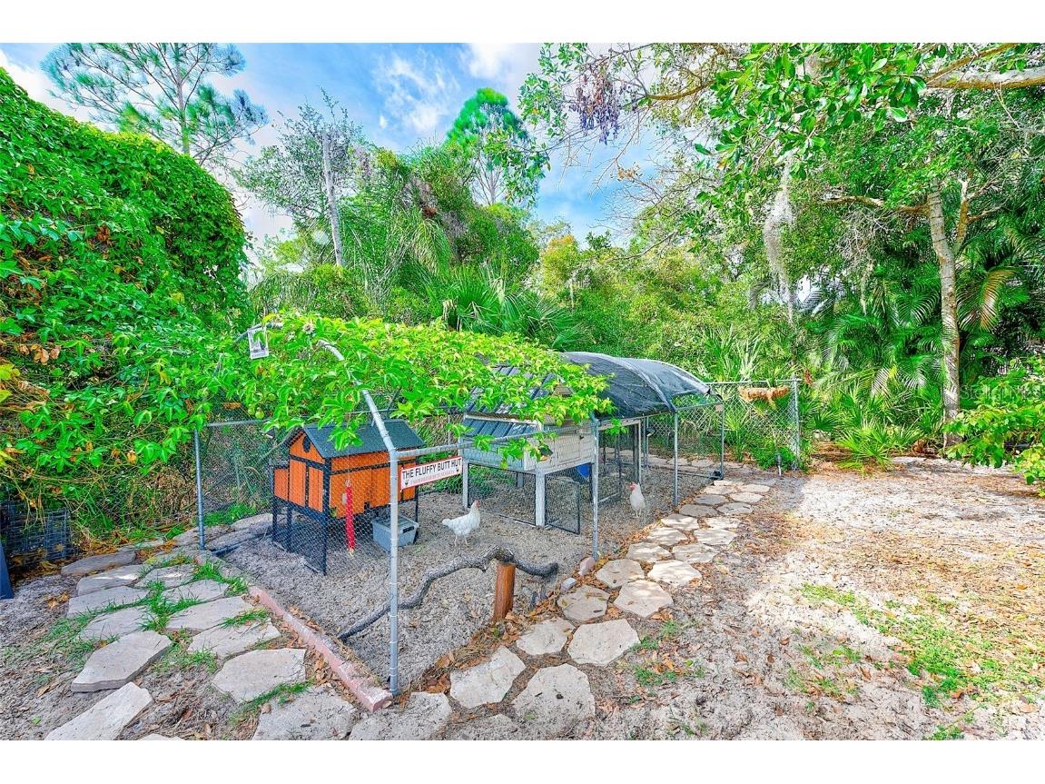 757 Bayshore Dr Tarpon Springs FL 34689 TB8447405 image46