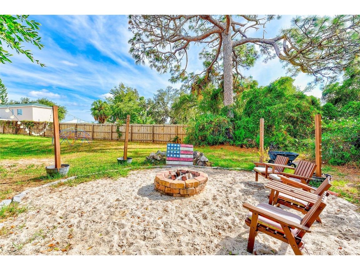 757 Bayshore Dr Tarpon Springs FL 34689 TB8447405 image47