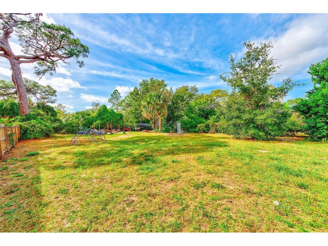 757 Bayshore Dr Tarpon Springs FL 34689 TB8447405 image51