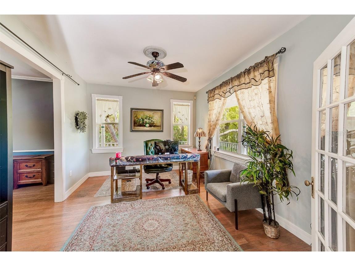 757 Bayshore Dr Tarpon Springs FL 34689 TB8447405 image9