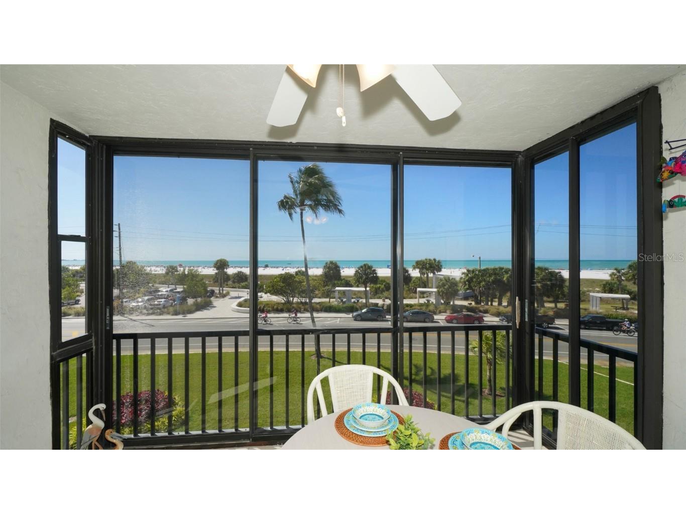 757 Beach Road #304 Sarasota FL 34242 A4529082 image1
