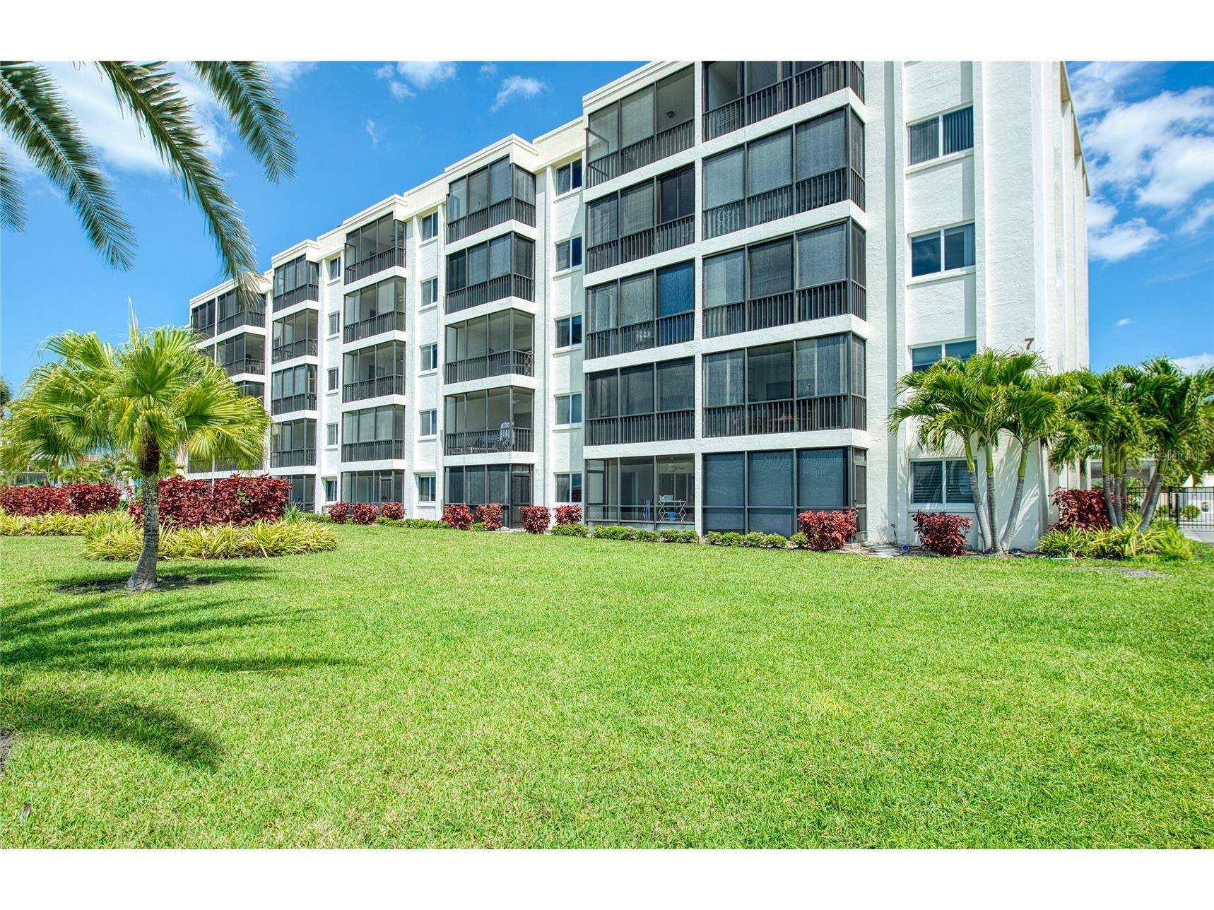 757 Beach Road #308 Sarasota FL 34242 TB8492005 image2