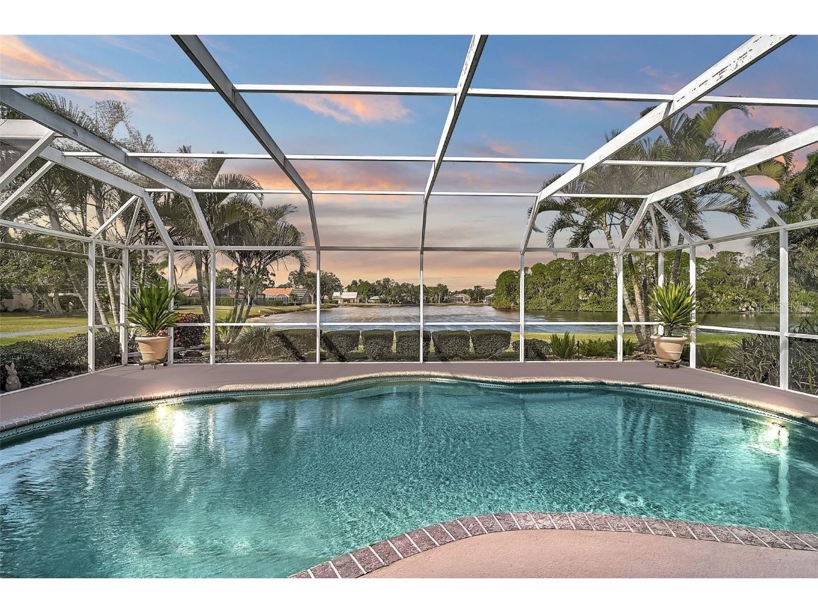 7570 Links Court Sarasota FL 34243 A4671578 image3