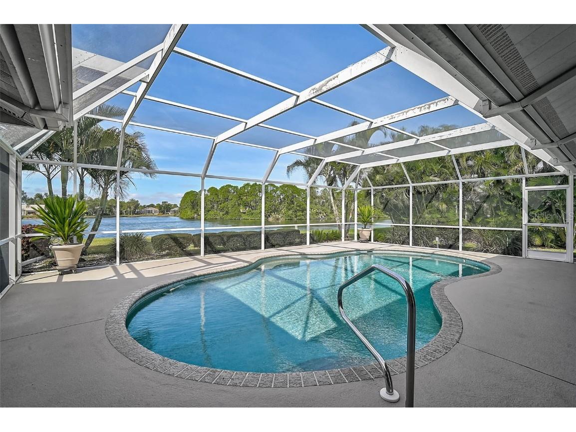 7570 Links Court Sarasota FL 34243 A4671578 image41