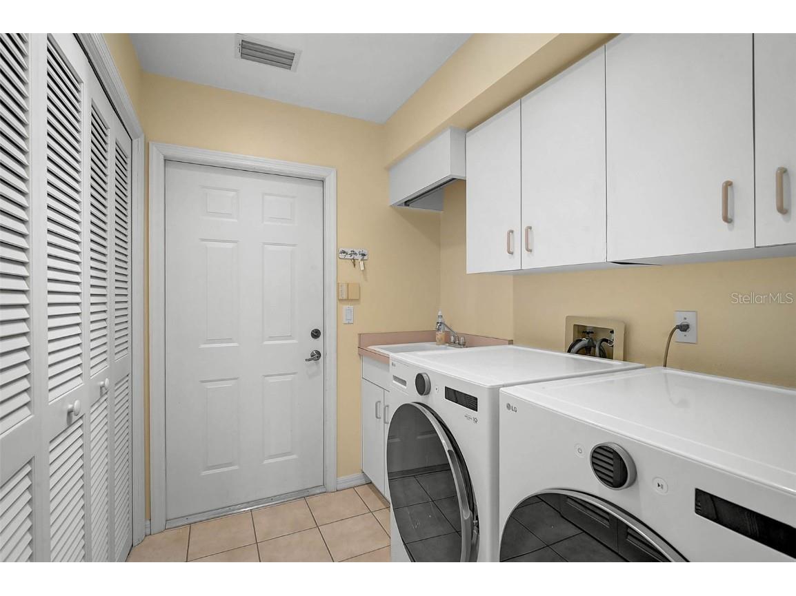 7570 Links Court Sarasota FL 34243 A4671578 image44