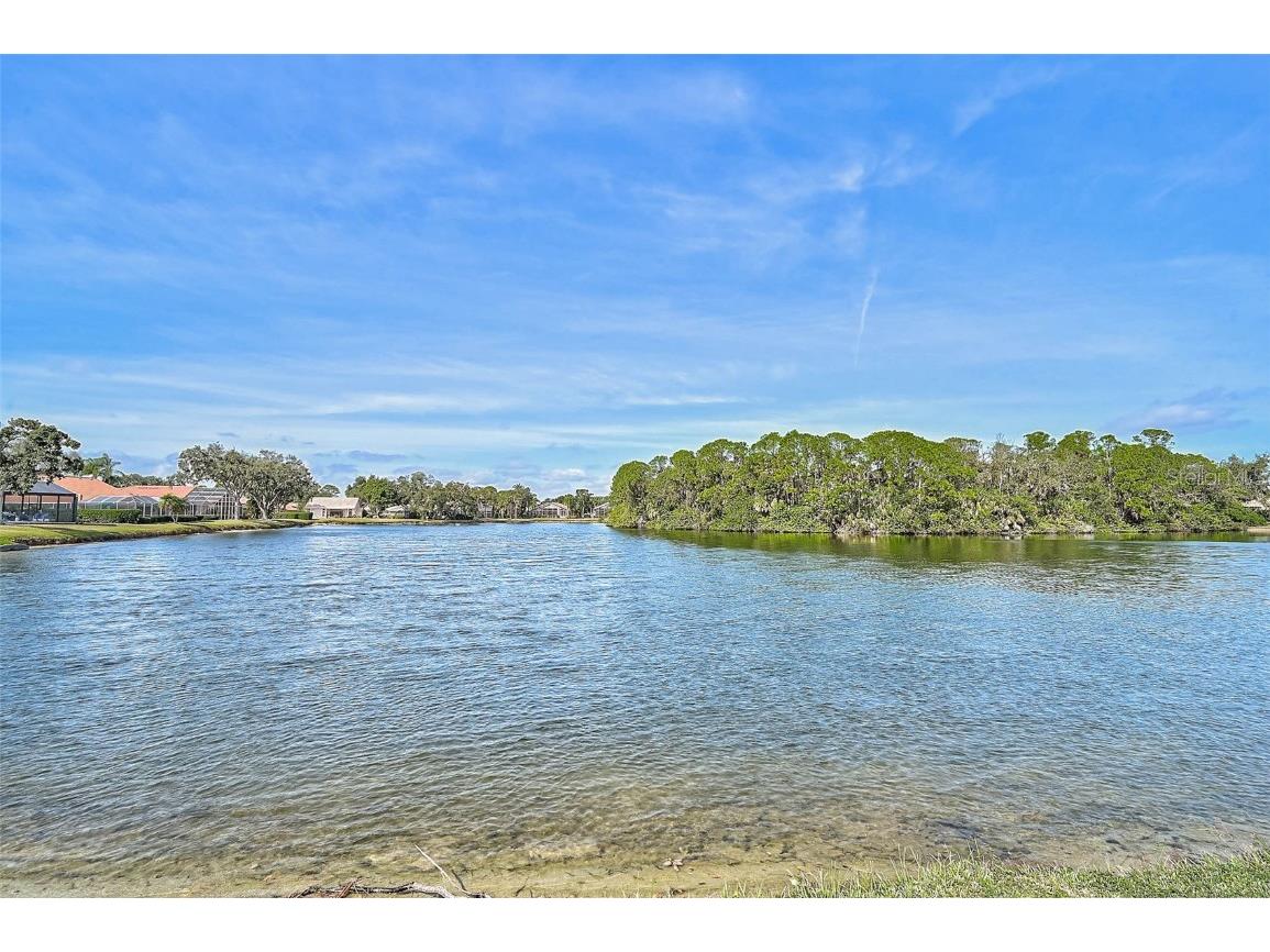 7570 Links Court Sarasota FL 34243 A4671578 image49