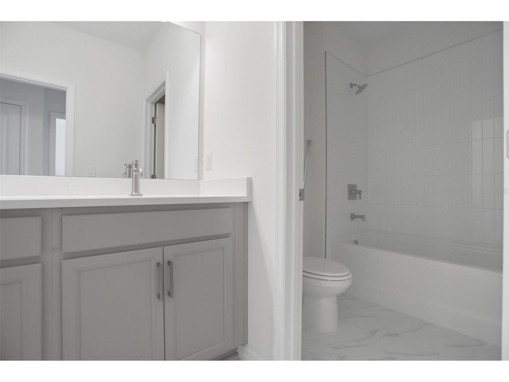 7570 Sea Oak Court Parrish FL 34219 - SEAIRE LAGOON G5108183 image15