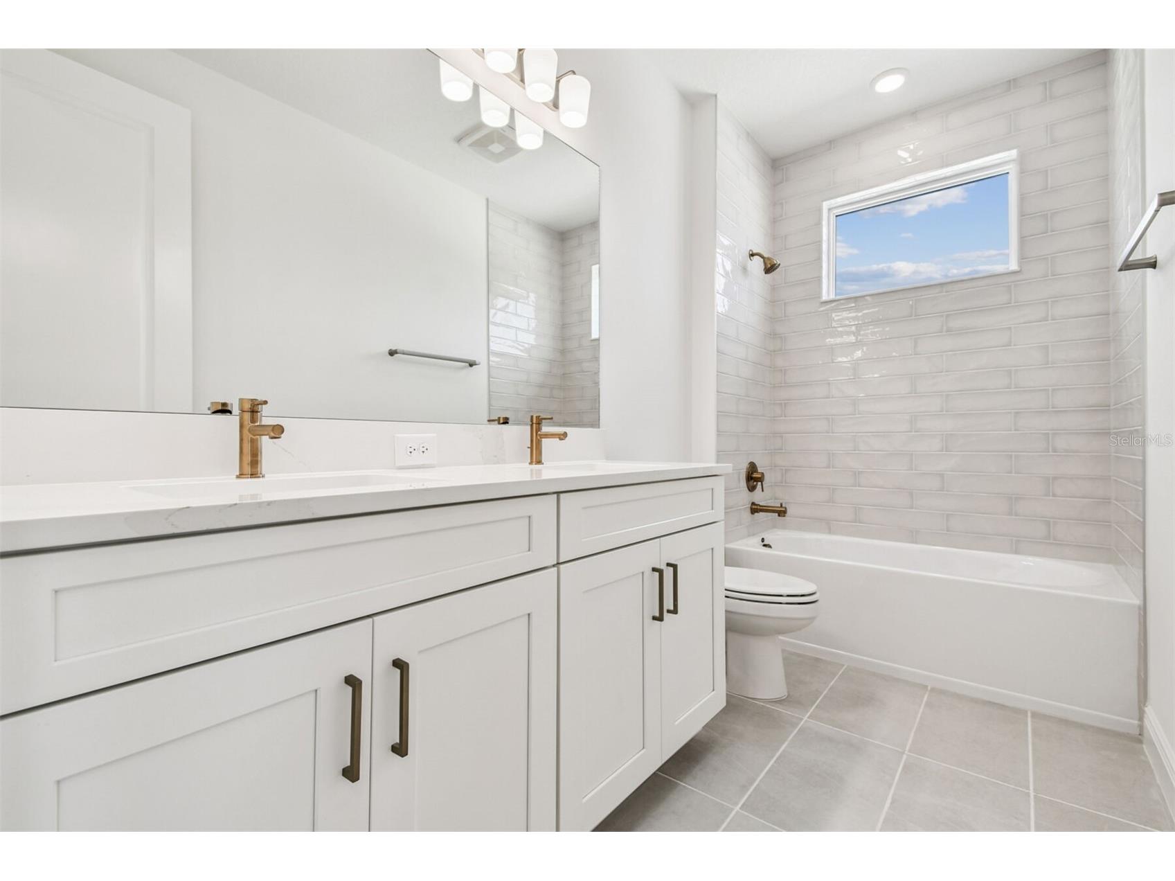 7571 Hawkstone Drive Sarasota FL 34241 A4699147 image36