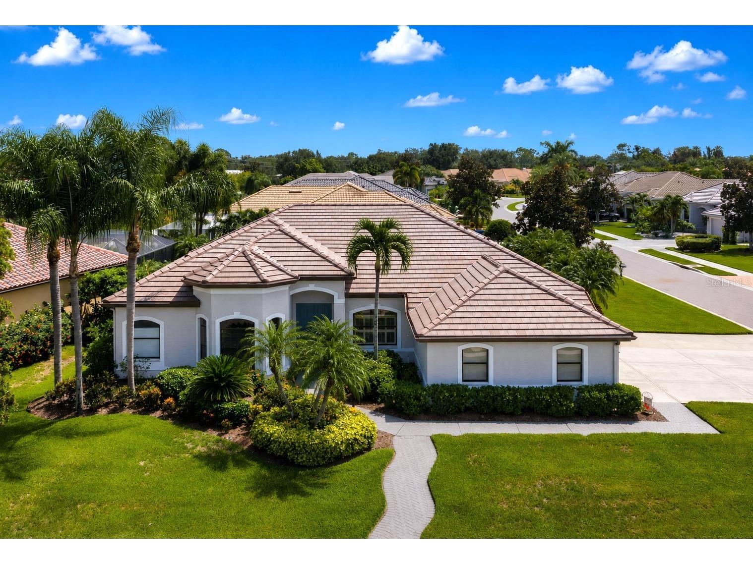 7572 Palmer Glen Circle Sarasota FL 34240 A4700282 image1