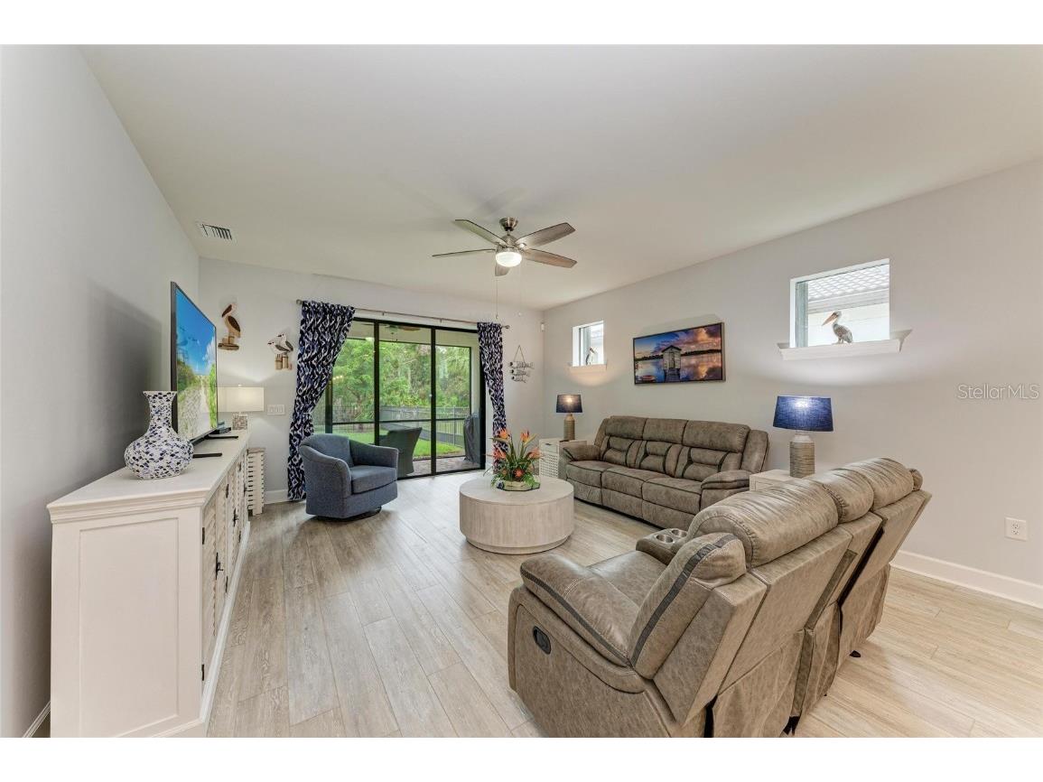 7572 Viola Loop Bradenton FL 34202 A4666076 image23