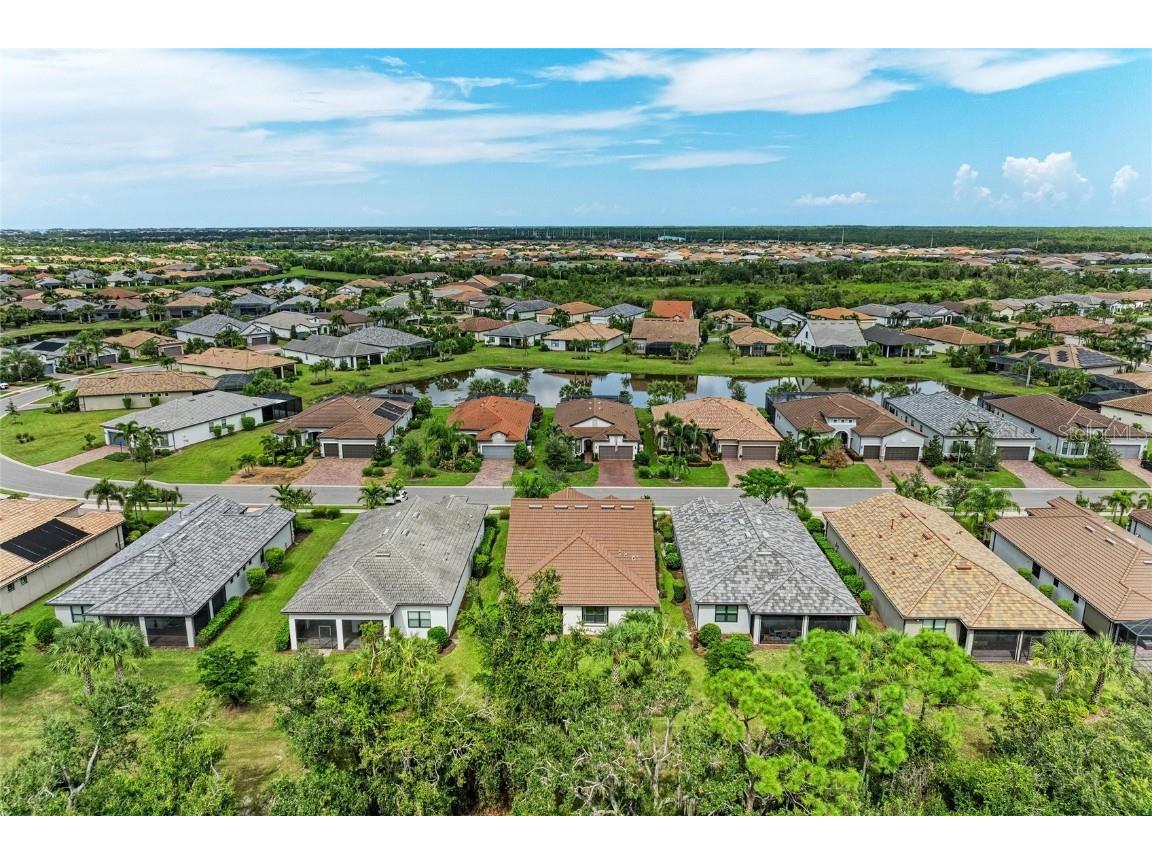 7572 Viola Loop Bradenton FL 34202 A4666076 image4