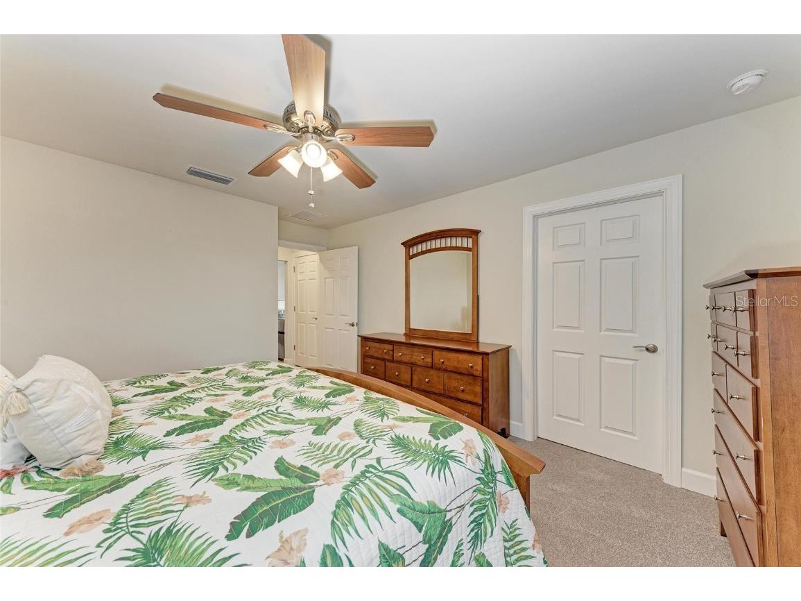 7572 Viola Loop Bradenton FL 34202 A4666076 image40