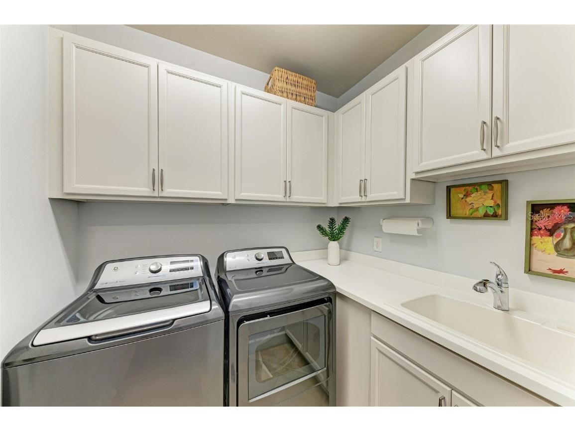 7572 Viola Loop Bradenton FL 34202 A4666076 image41