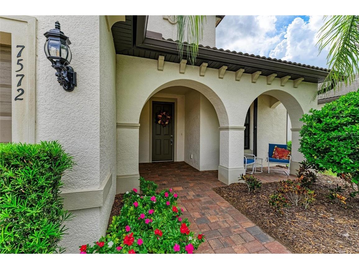 7572 Viola Loop Bradenton FL 34202 A4666076 image6