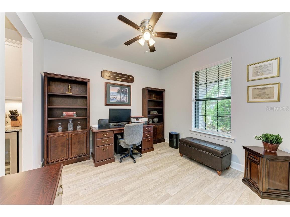 7572 Viola Loop Bradenton FL 34202 A4666076 image8