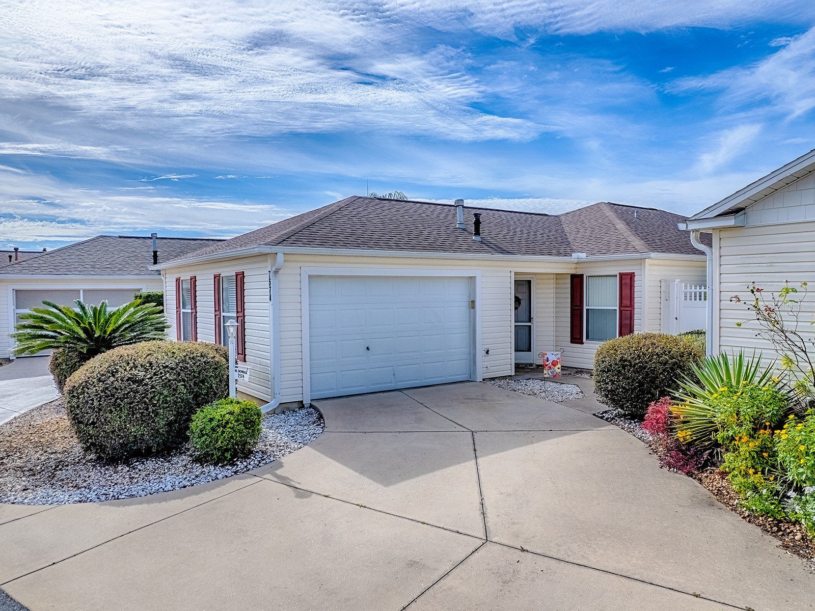 7574 SE 171st Sun Valley Place The Villages FL 32162 G5109810 image1
