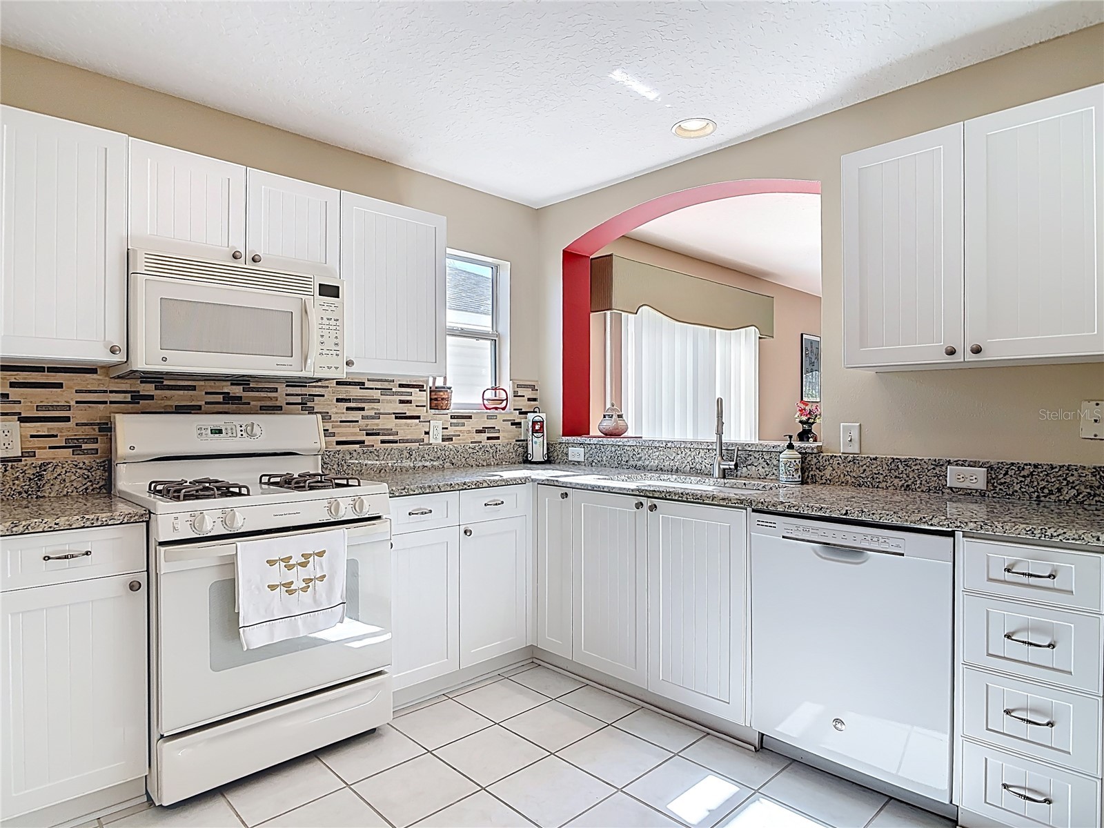 7574 SE 171st Sun Valley Place The Villages FL 32162 G5109810 image4