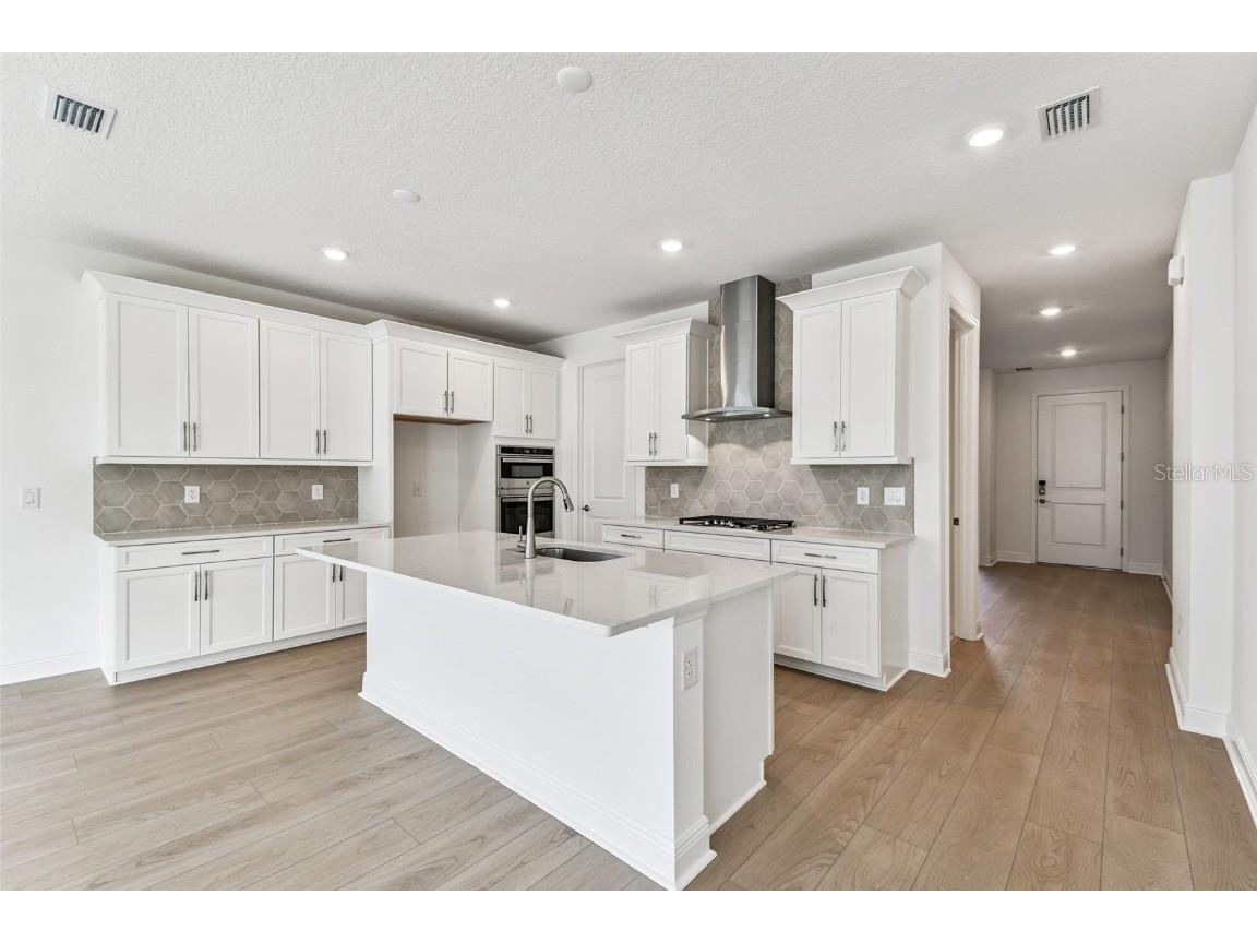 7575 Seahawk Avenue Sarasota FL 34241 R4909846 image3