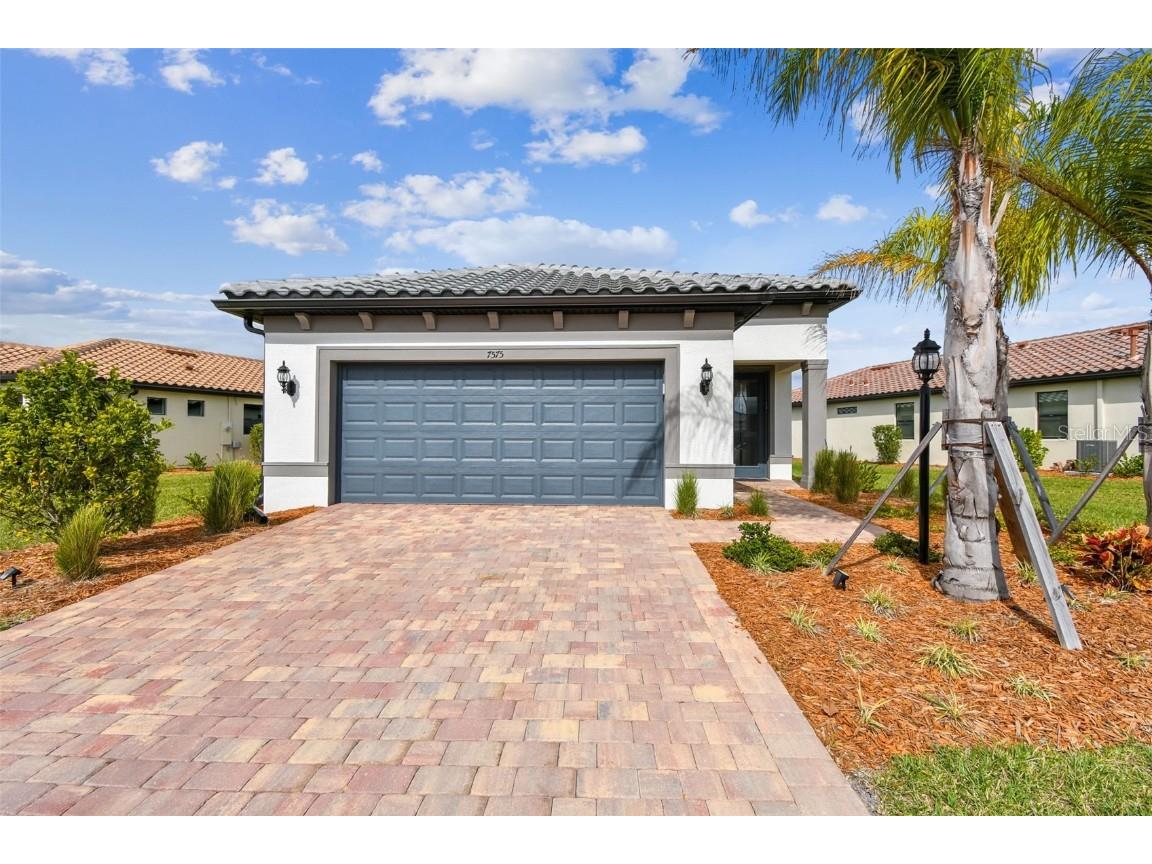 7575 Summerland Cove SW Lakewood Ranch FL 34202 A4601464 image1