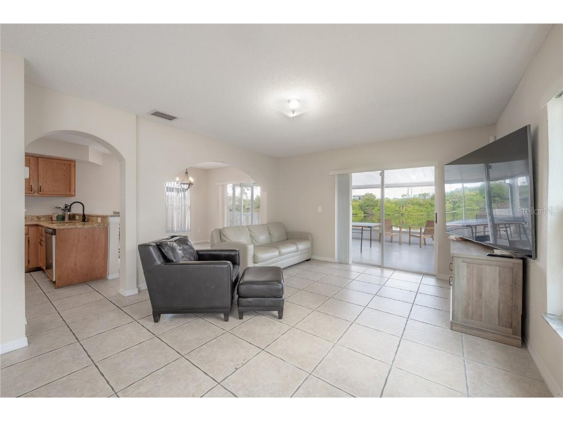 758 Burlwood Street Brandon FL 33511 TB8450075 image6