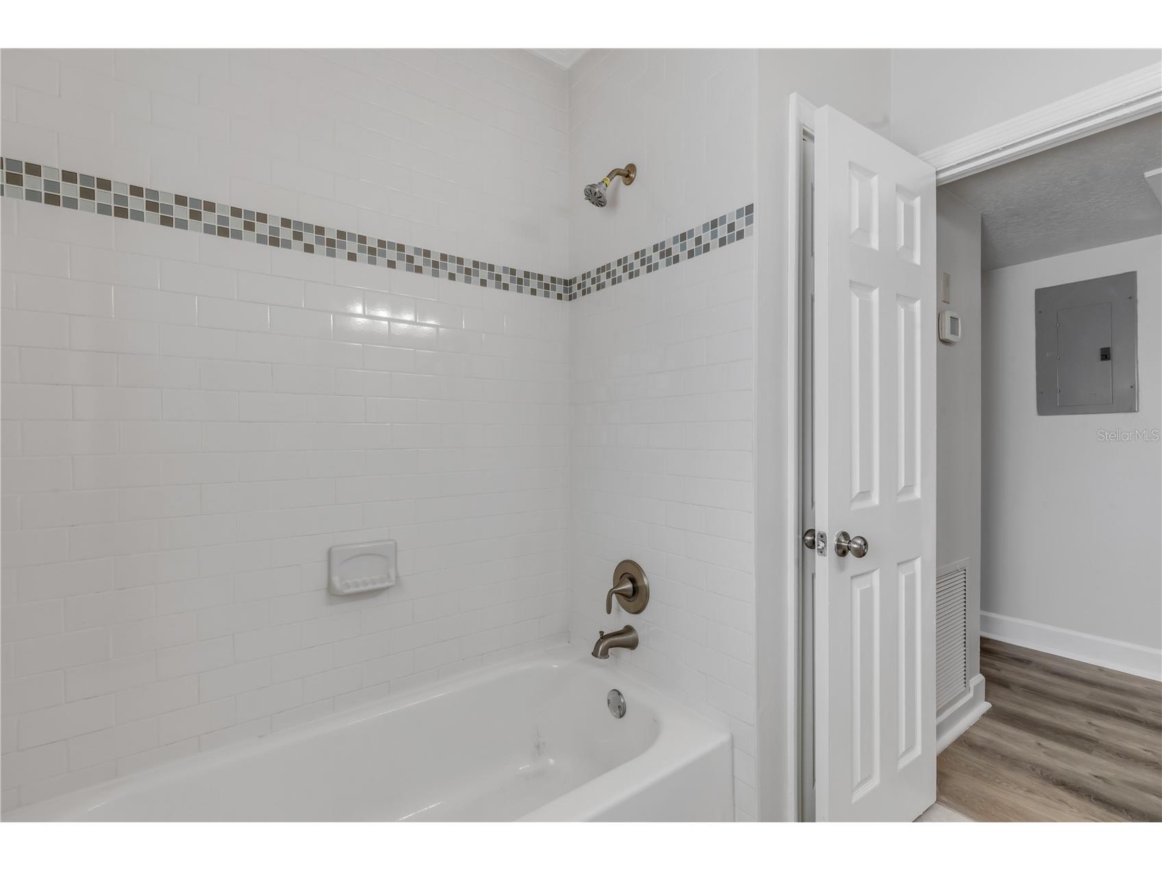 758 Canovia Avenue Orlando FL 32804 V4947449 image16