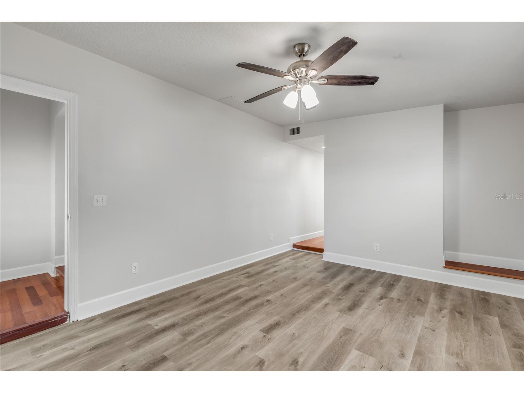 758 Canovia Avenue Orlando FL 32804 V4947449 image27