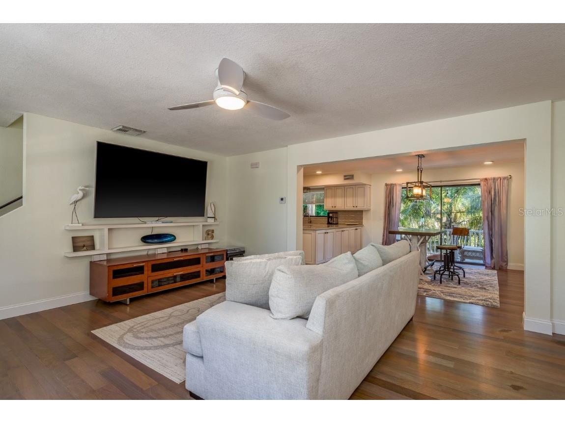 758 Claudia Palm Harbor FL 34683 TB8447354 image12