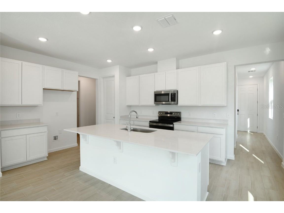 758 Lake Dell Avenue Dundee FL 33838 S5127918 image3