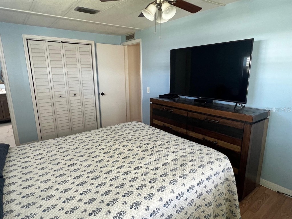 758 Royal Palm Circle Largo FL 33778 TB8388818 image16