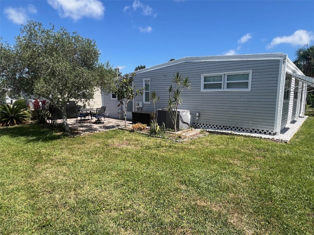 758 Royal Palm Circle Largo FL 33778 TB8388818 image6