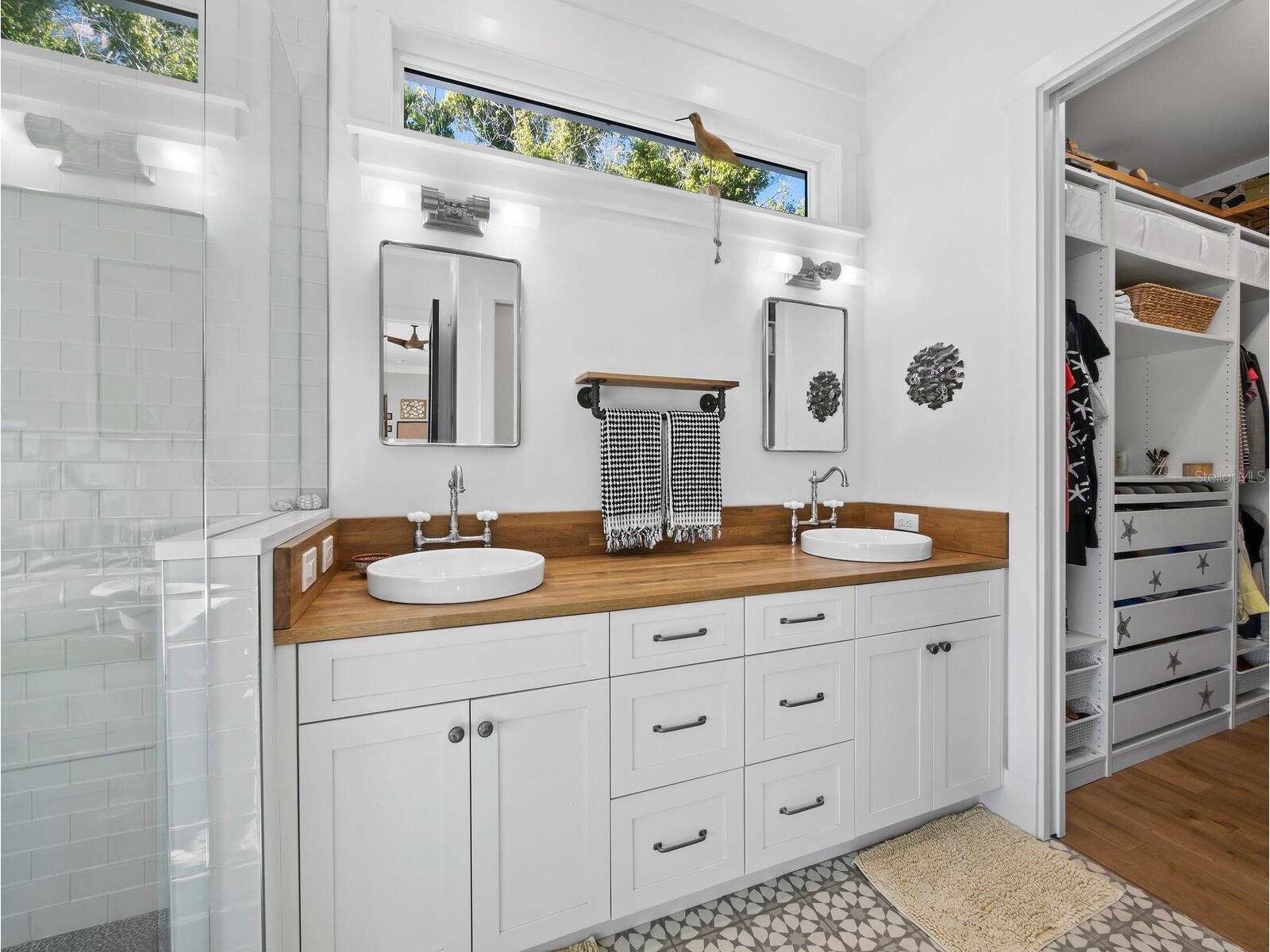 758 Saint Judes Drive N Longboat Key FL 34228 A4680374 image29