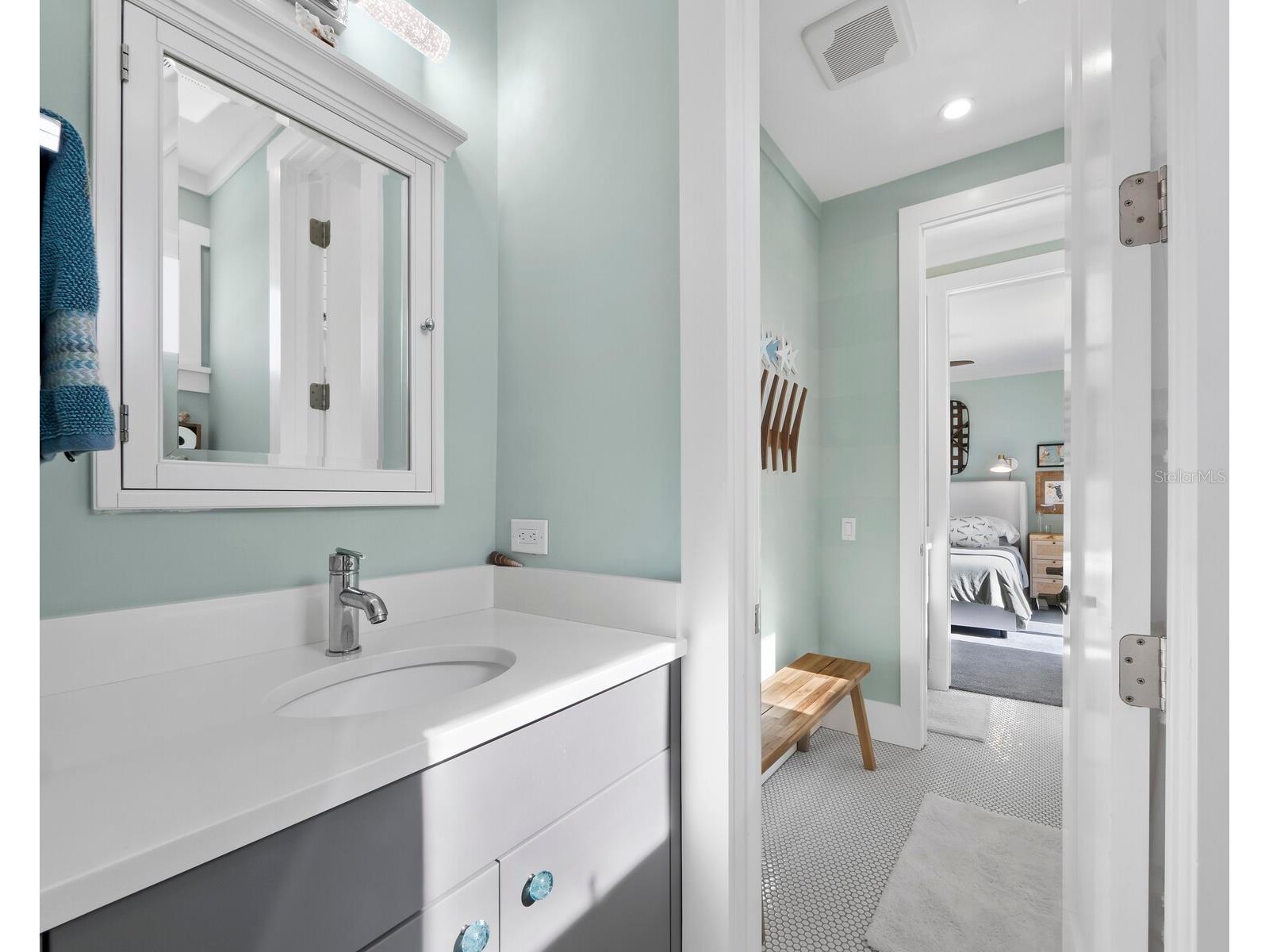 758 Saint Judes Drive N Longboat Key FL 34228 A4680374 image36