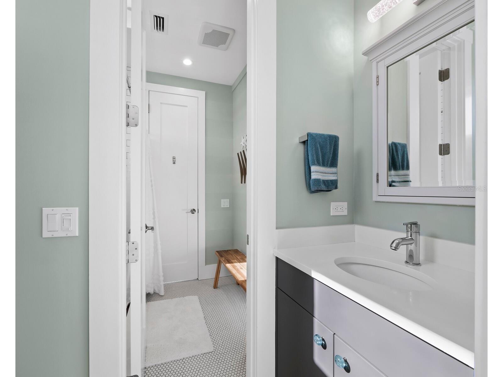 758 Saint Judes Drive N Longboat Key FL 34228 A4680374 image38