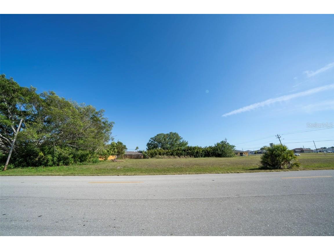 758 SW 4th Street Cape Coral FL 33991 C7507713 image15